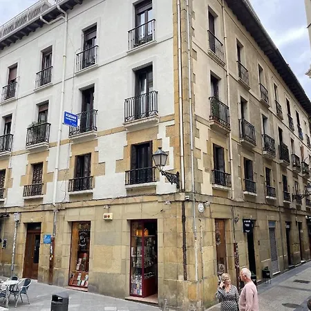 Gurtxu By Sun Sebastian *