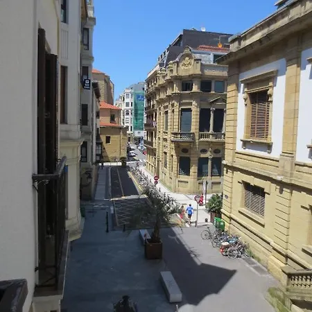 Gurtxu By Sun Sebastian Сан-Себастьян