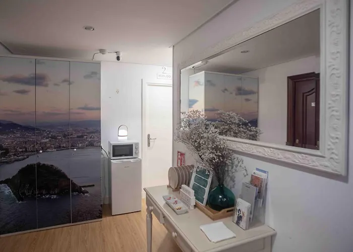 Gurtxu By Sun Sebastian Guest house